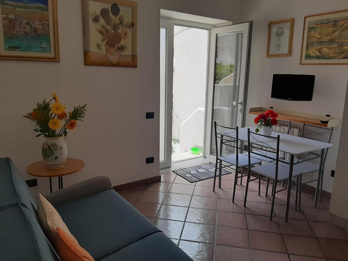 Il Glicine - Casa Vacanza Procida Zewnętrze zdjęcie