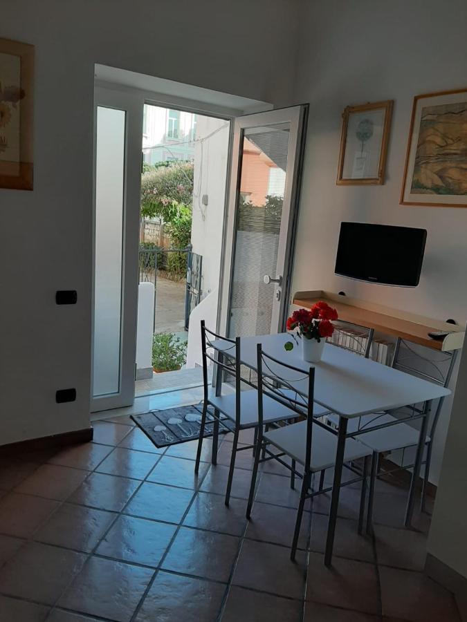 Il Glicine - Casa Vacanza Procida Zewnętrze zdjęcie